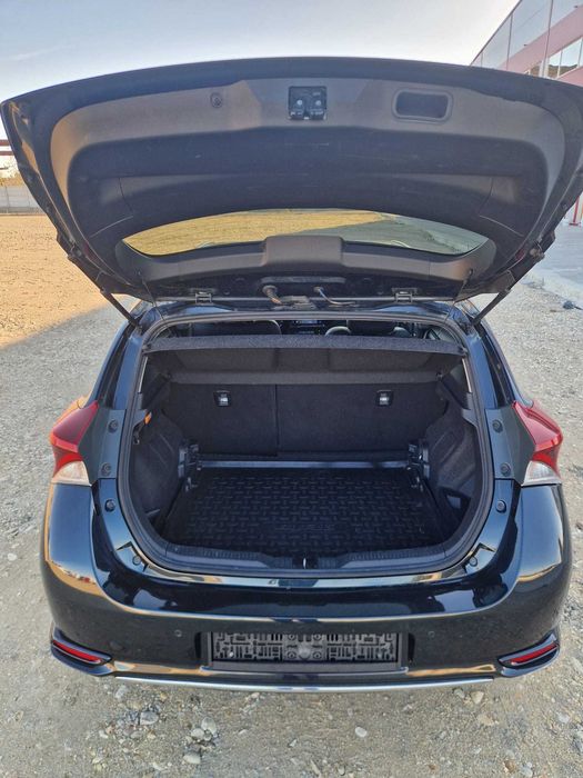 TOYOTA Auris 2015 — imagine 5
