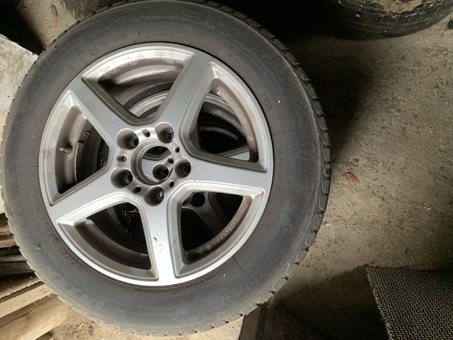Cauciucuri cu jante 15”