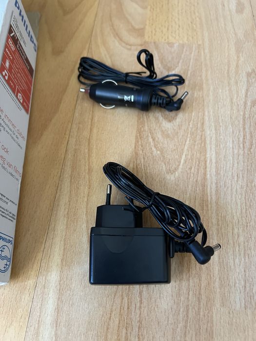 Преносим DVD / CD плеър Philips