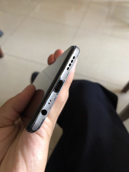 Realmy 8 продоется