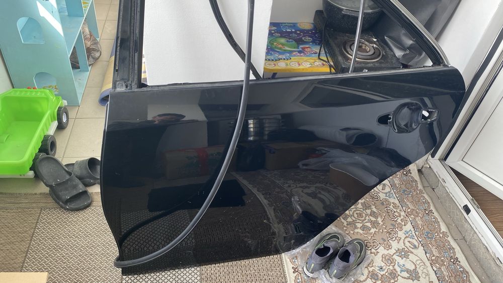 Дверь камри 50 задний европа стекло подьемник