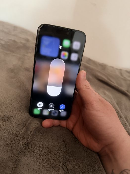 Iphone 15 pro max 256gb 88% идеал