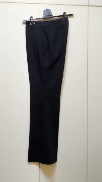 Елегантен черен панталон MEXX