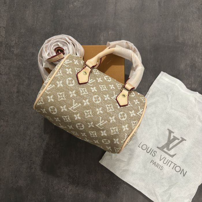 LV Beige Speedy Handbag – Дамска чантичка
