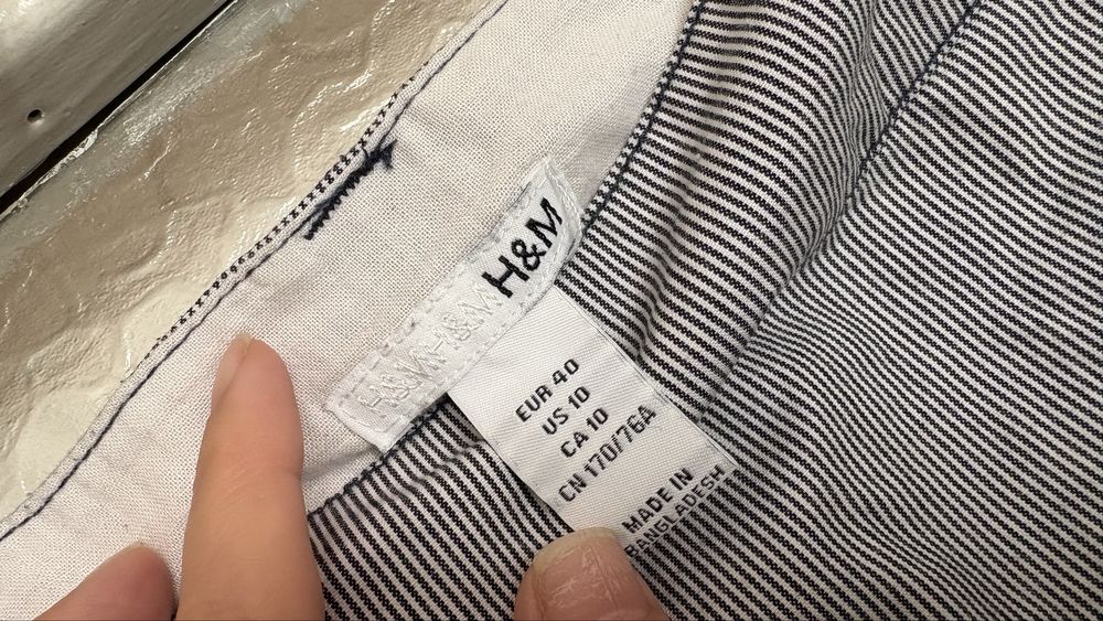 Лятна пола H&M р-р 40