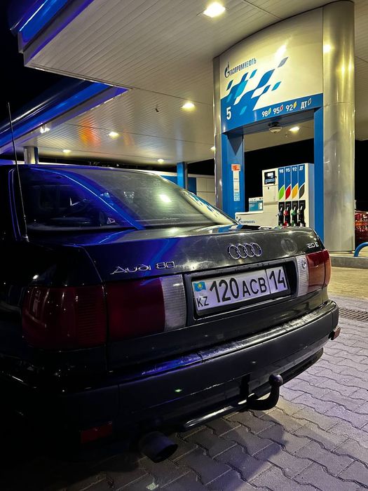 Продам ауди 80 б4