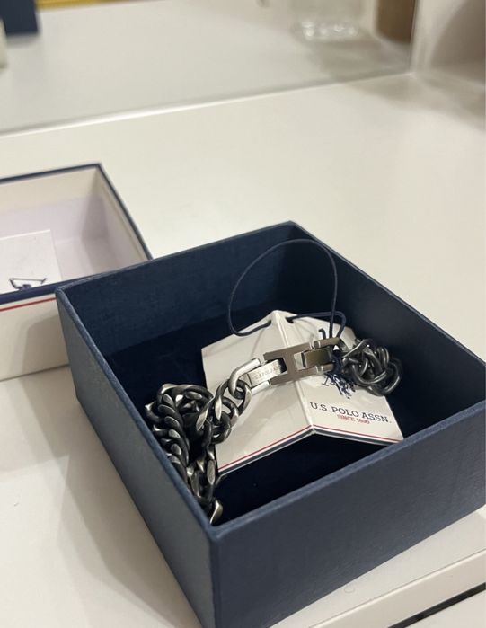 Много стилна мъжка гривна на U.S. POLO ASSN.