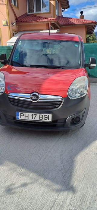 Vând Opel combo 2015