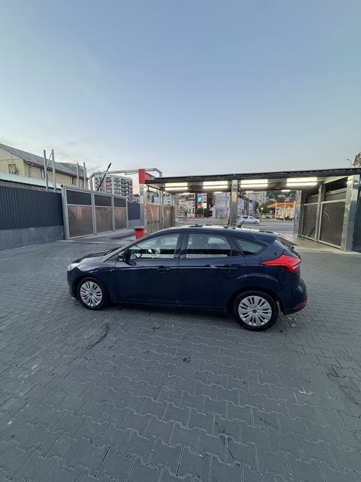 FORD Focus 0 — imagine 4