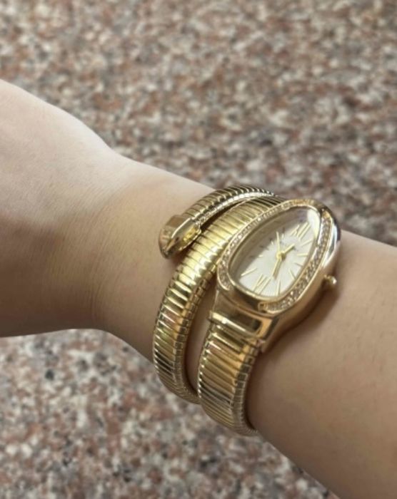 Продам часы женские