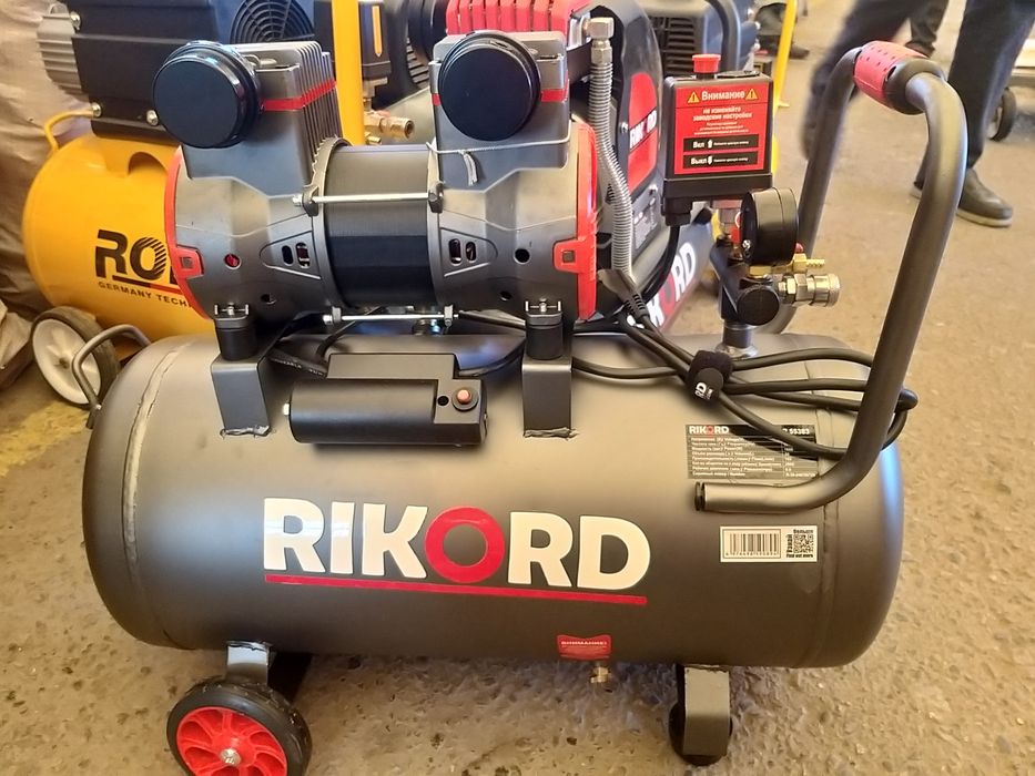 Компрессор мойсиз ва мойли