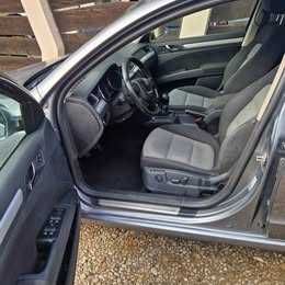 Skoda Superb Dec  2011