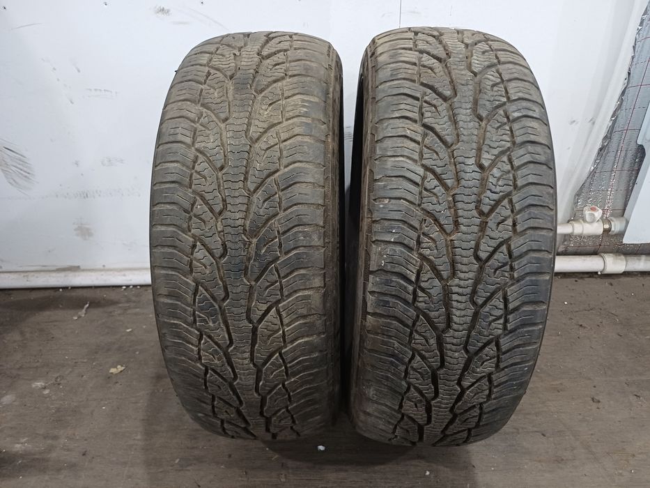 Шины 205/55 R16 Uniroyal пара.