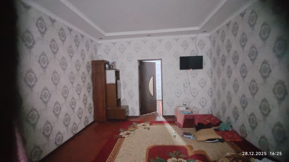 Ховли Уй сотилади