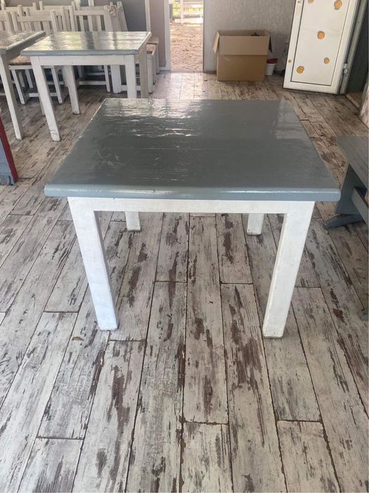 Комплект маси и столове