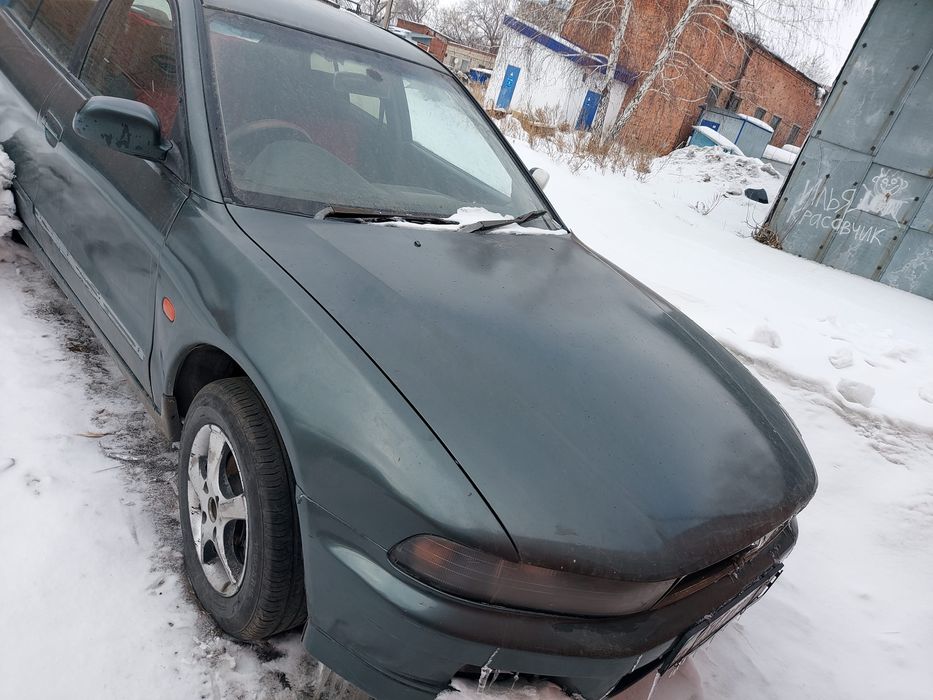 Машина Mitsubishi gallant