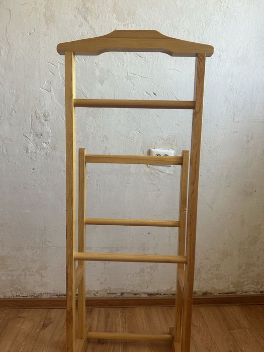 Напольная вешалка