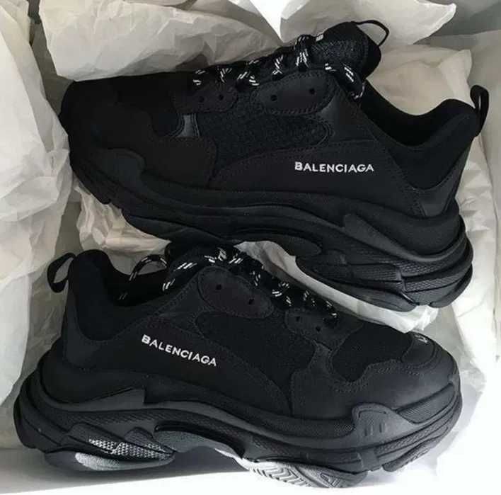 balenciaga triple s negri