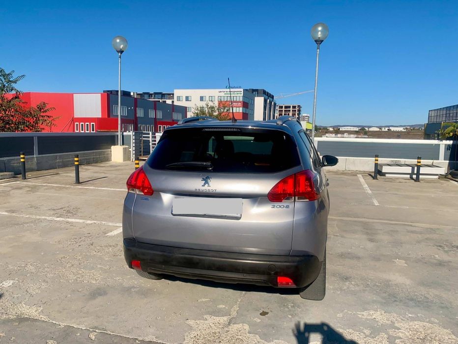 Пежо 2008 в отлично състояние