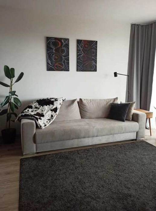 Дава се под наем Двустаен апартамент в Пловдив, Младежки Хълм - 57 кв.м за 341.7 € - Снимка #1