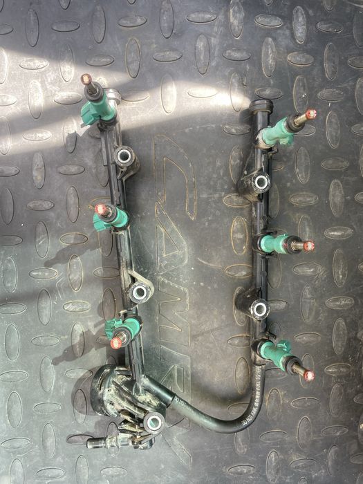 Форсунки от Камри 55 обьем 3.5