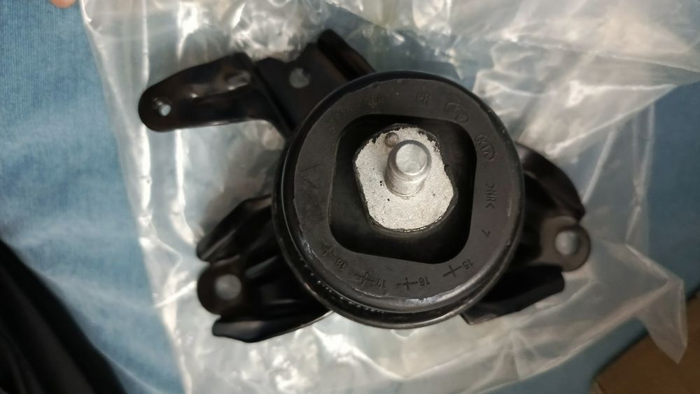 Продам подушка двигателя (Новый)