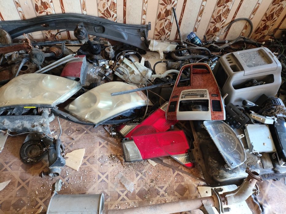 Продам запчасти Тойота Альфард