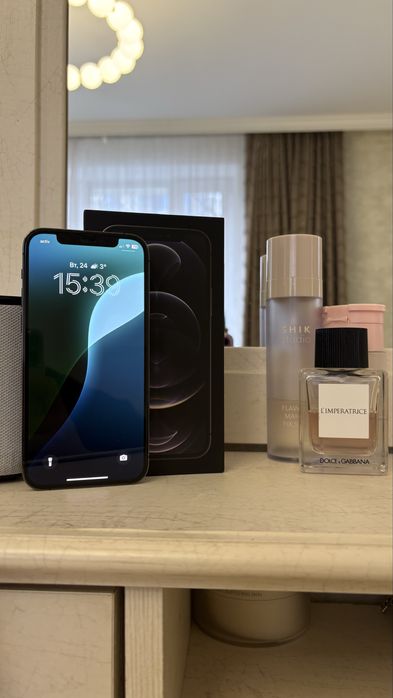 Продам iphone 12 pro