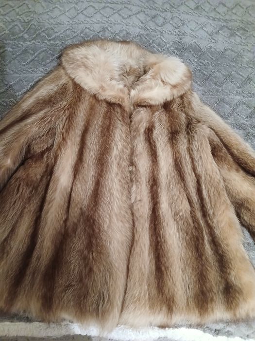 Продам шубу манто