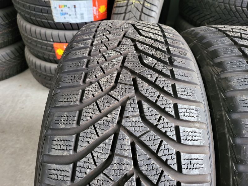 235/45/18 YOKOHAMA 4бр