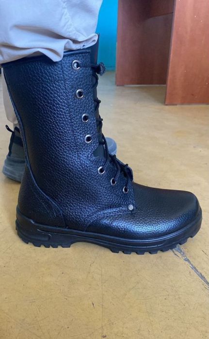 Берцы зимние разные