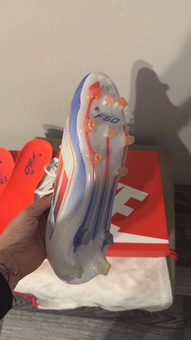 Футболни Обувки  F50