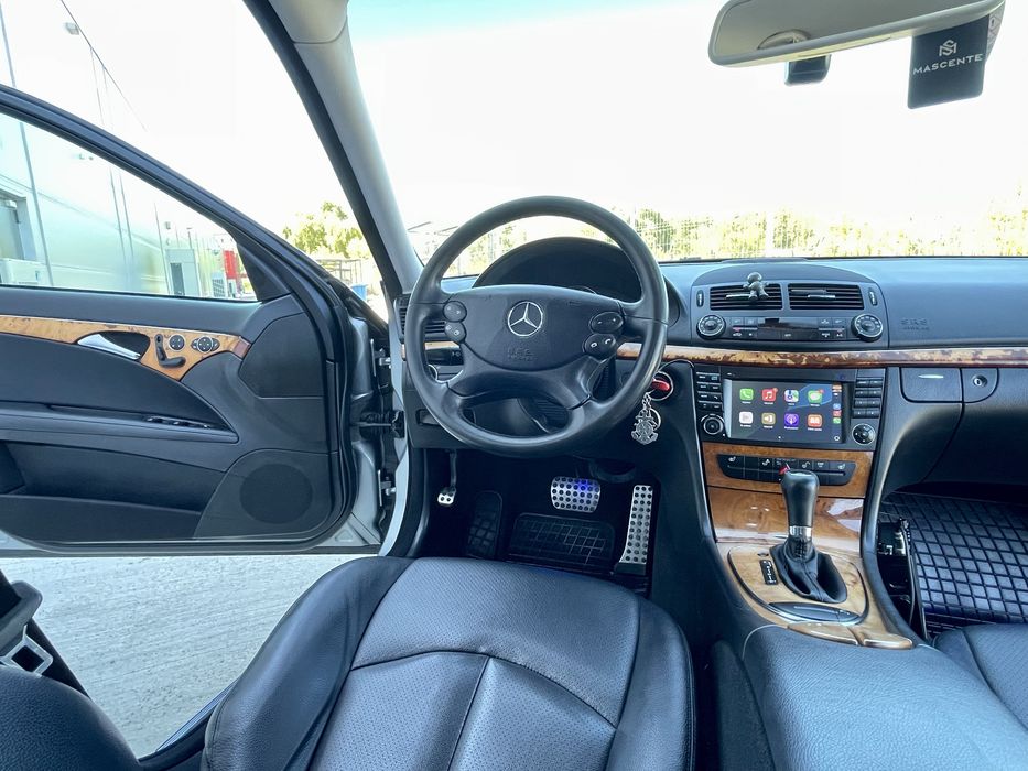 Mercedes W211 E320
