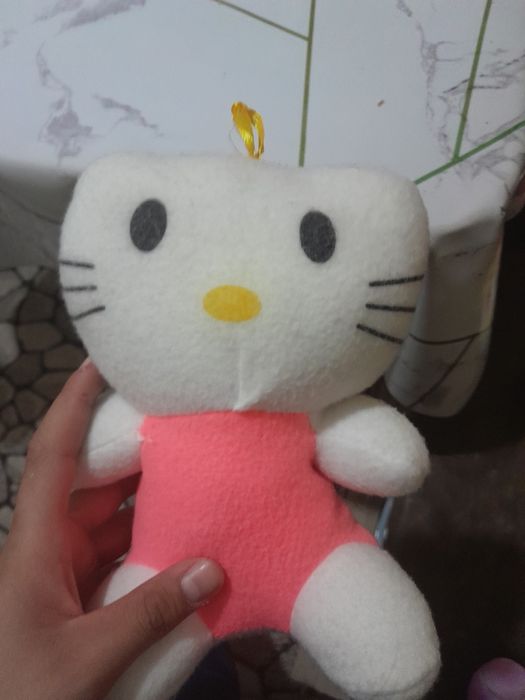 Ойыншықтар сатылады