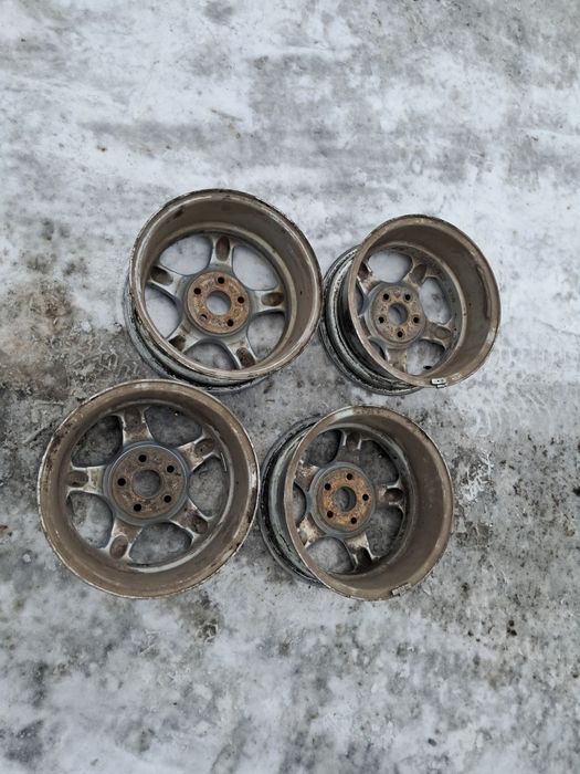 Продам комплект дисков 5х100 R14