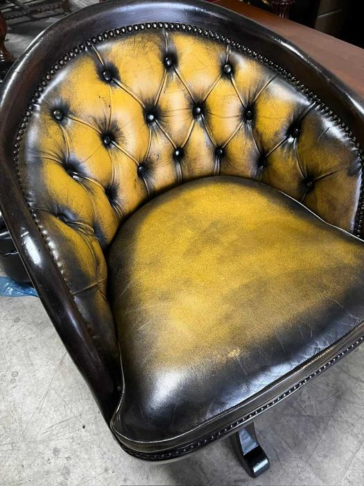 Scaun de birou Chesterfield!