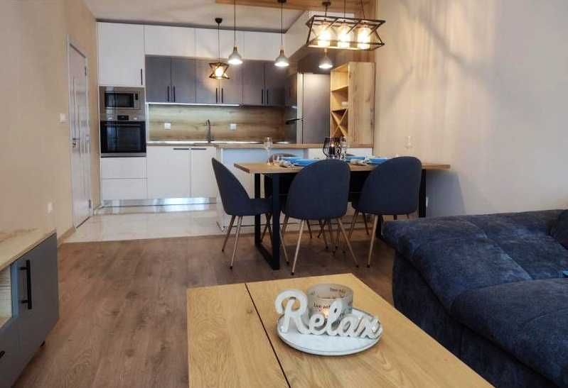 Дава се под наем Двустаен апартамент в София, Изток - 83 кв.м за 750 € - Снимка #3