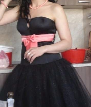 Абитуриентска рокля