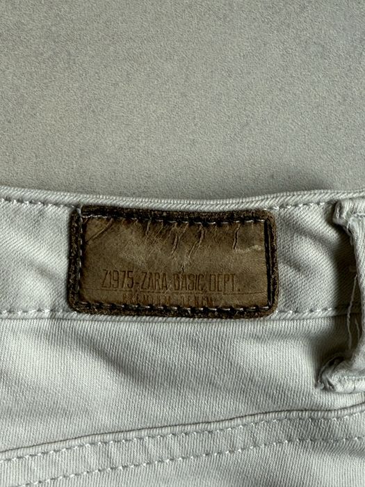 Blugi Zara marimea 36