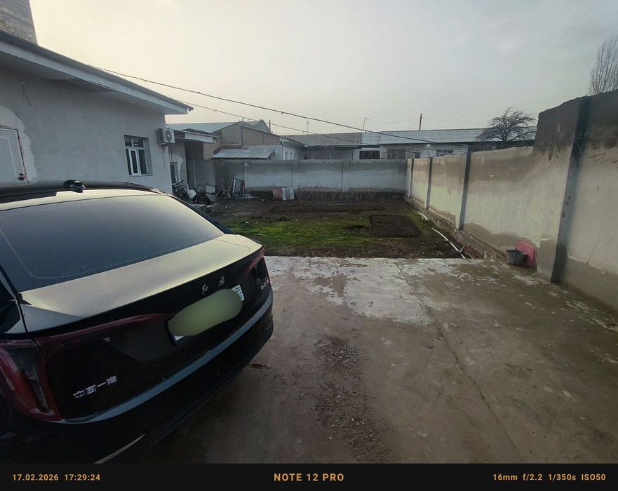 Янгихаётский район 3 комнаты