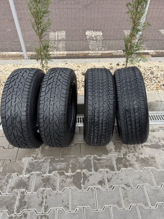 Vand cauciucuri 215/65/17