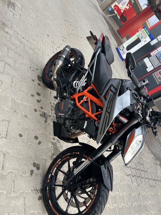Ktm duke 125 2021 A1