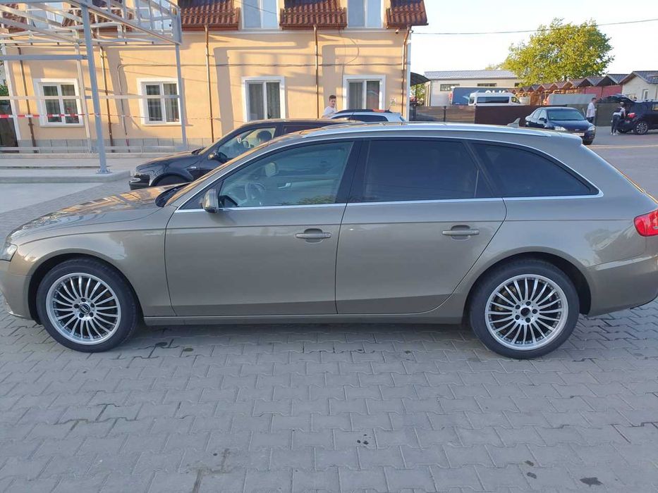 AUDI A4 Avant 2010 — imagine 4