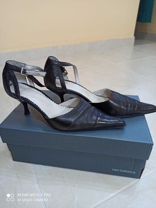 Дамски обувки от естествена кожа