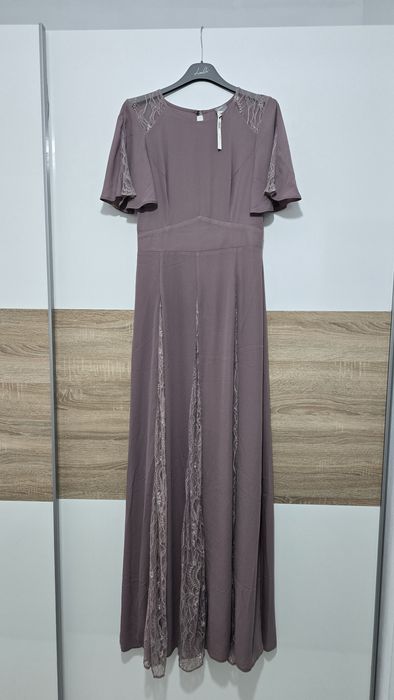 Rochie Asos Lunga Tall cu insertii din dantela evenimente deosebite
