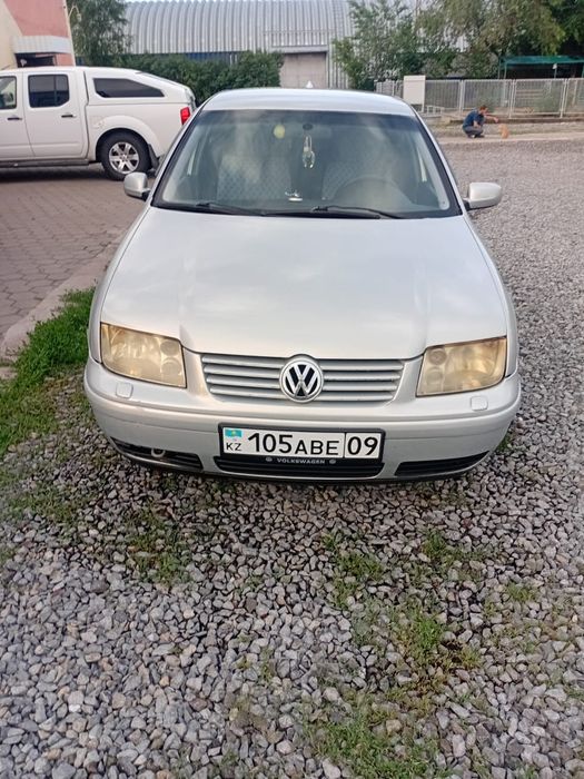 Продаю машину Фольксваген Бора