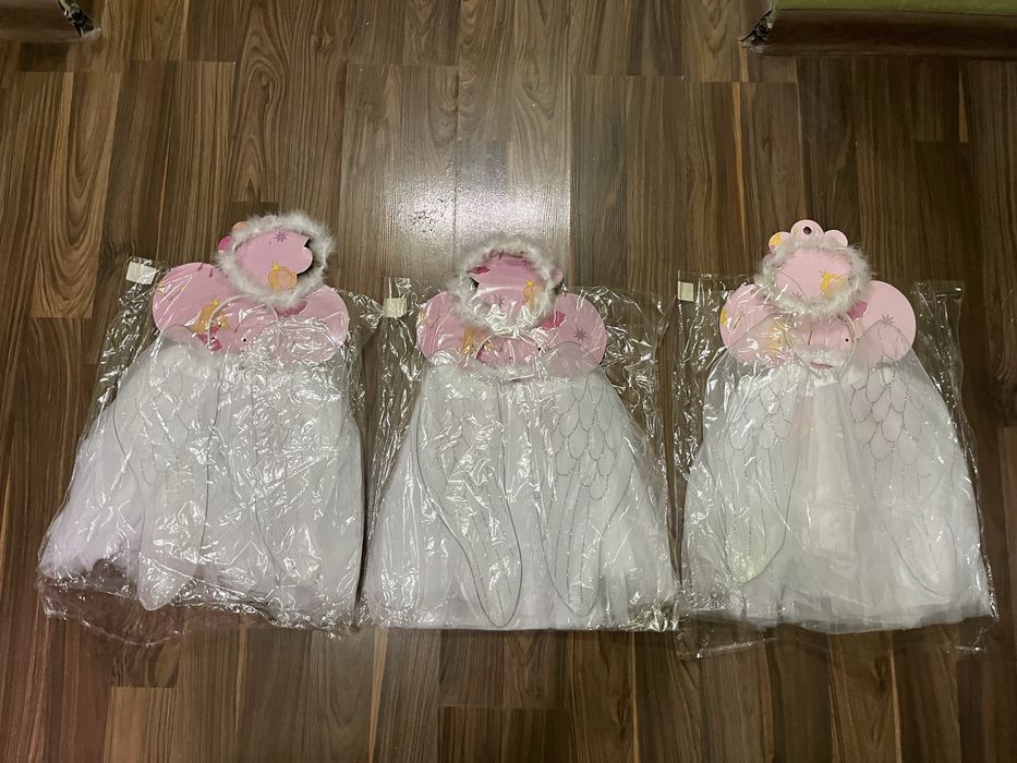 Новогодние дестские костюмы (новые)  для девочек