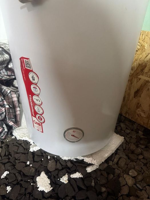 Продаю водонагреватель