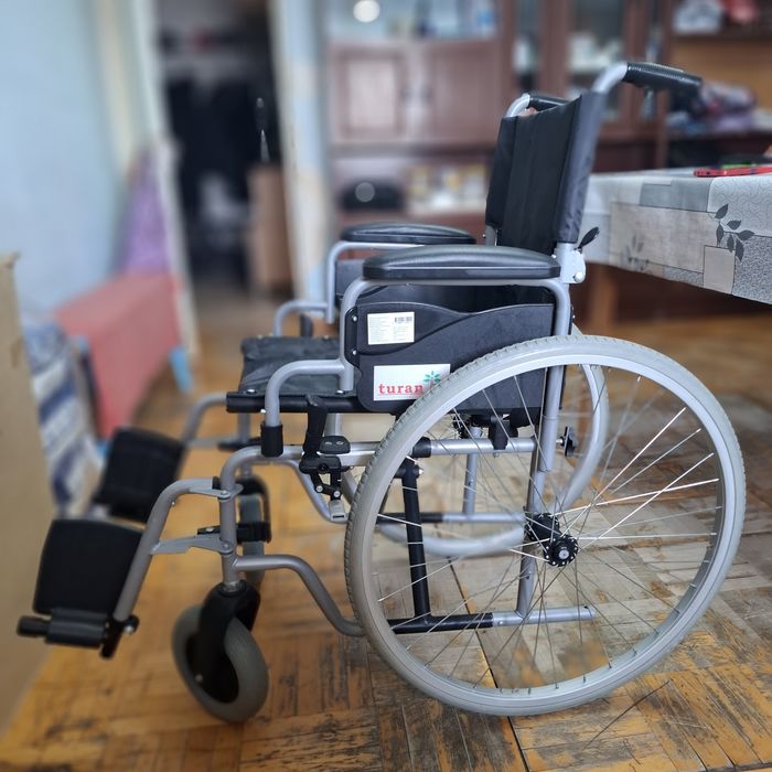 Инвалидная коляска