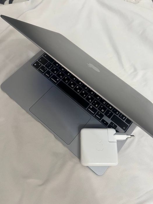 MacBook air M1 (макбук М1) 2020г